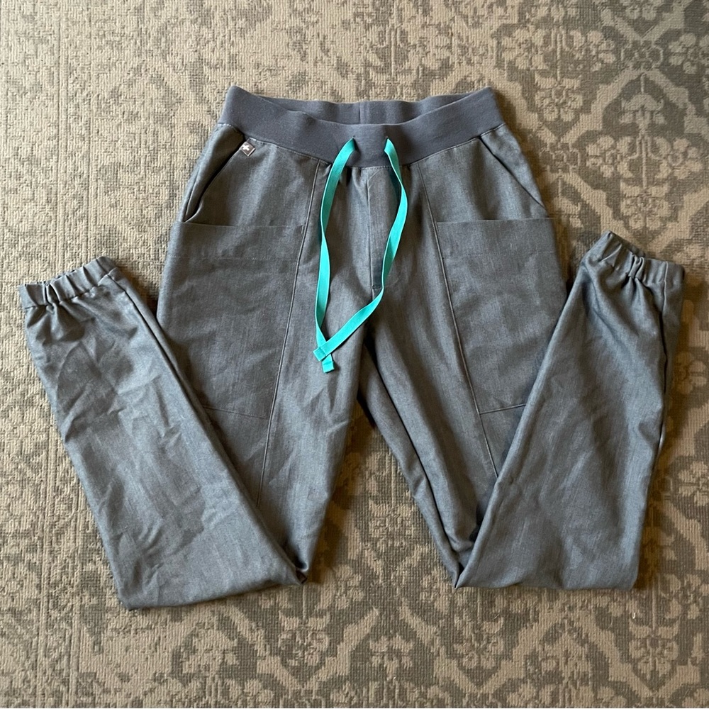 Figs graphite joggers